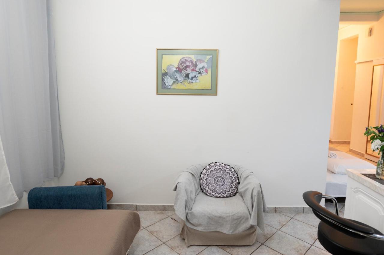 Mk Apartment Lavrion Exterior photo